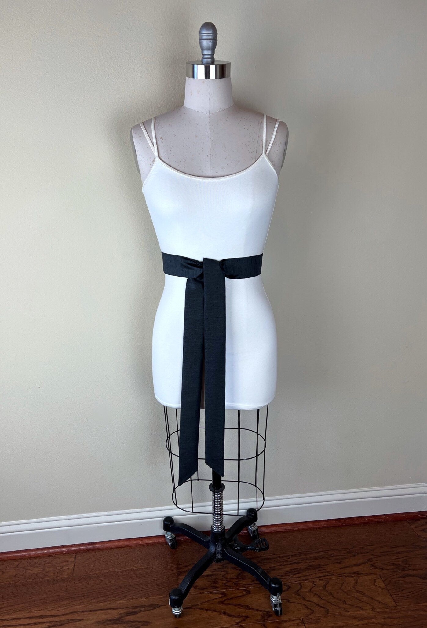 Narrow Textured Black Sash Belt, Black Dupioni Sash, Black Dress Sash, Dupioni Fabric Belt, Black Wedding Sash, Cocktail Dress, Satin Swank