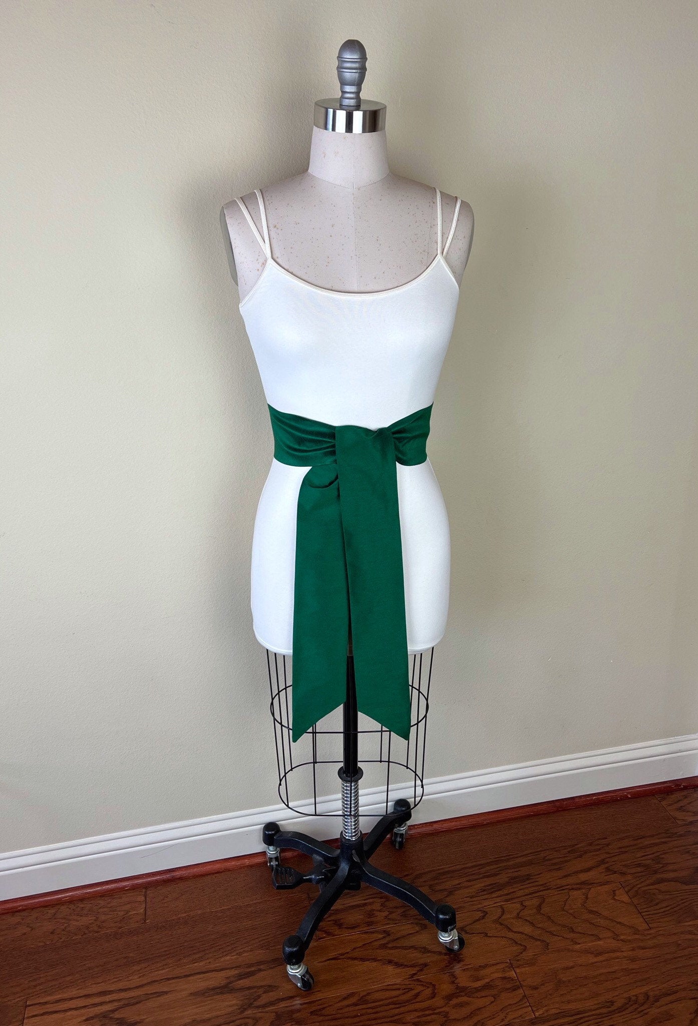 Wide Textured Alpine Green Sash Belt, Green Dupioni Sash, Dark Green Dress Sash, Dupioni Belt, Green Wedding & Bridesmaid Sash, Satin Swank