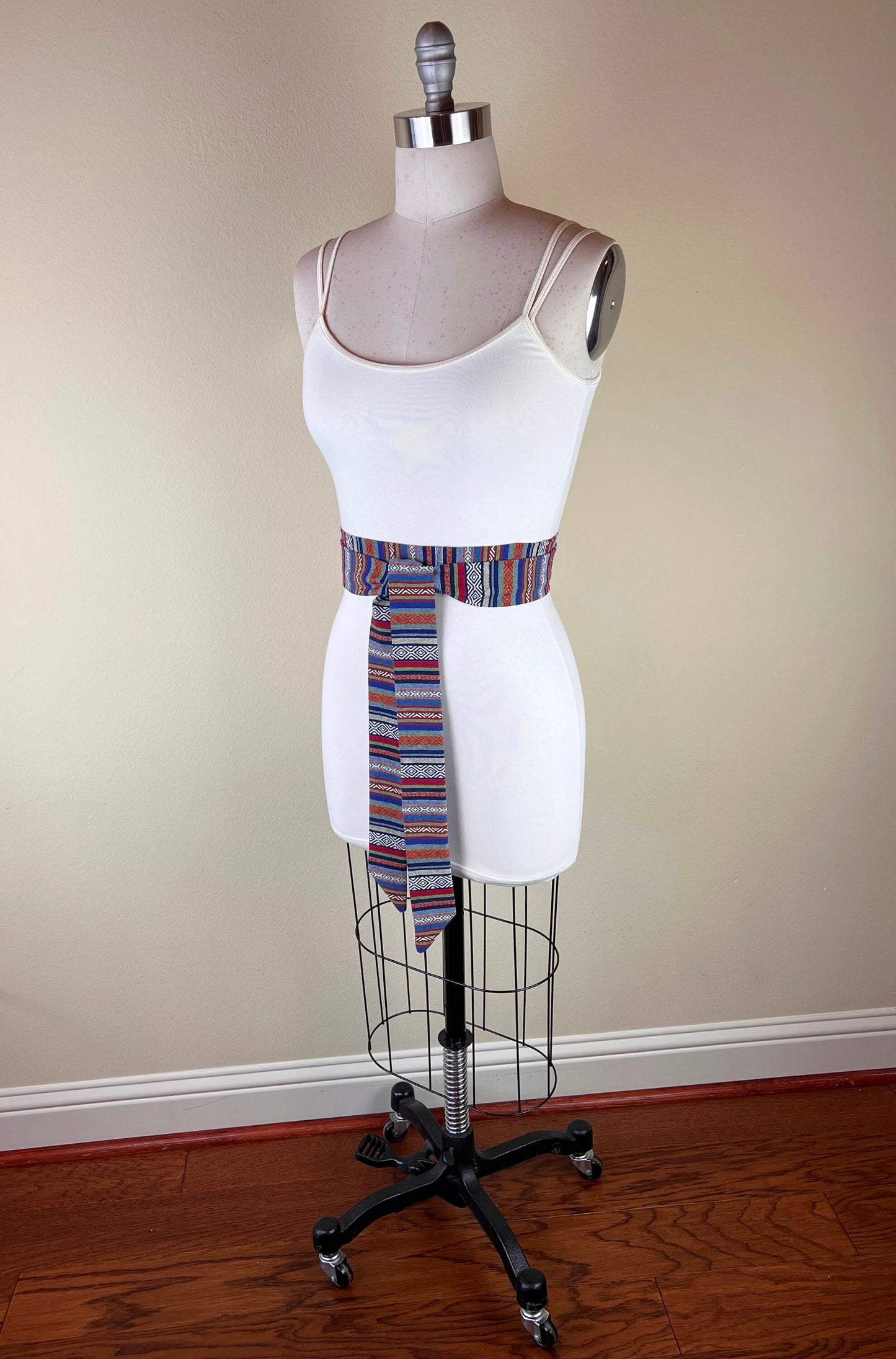Aztec Sash, Tribal Sash, Woven Ethnic Print Sash, Native American Belt, Boho Accessories, Festival Print Waist Sash, Wrap Belt, Satin Swank