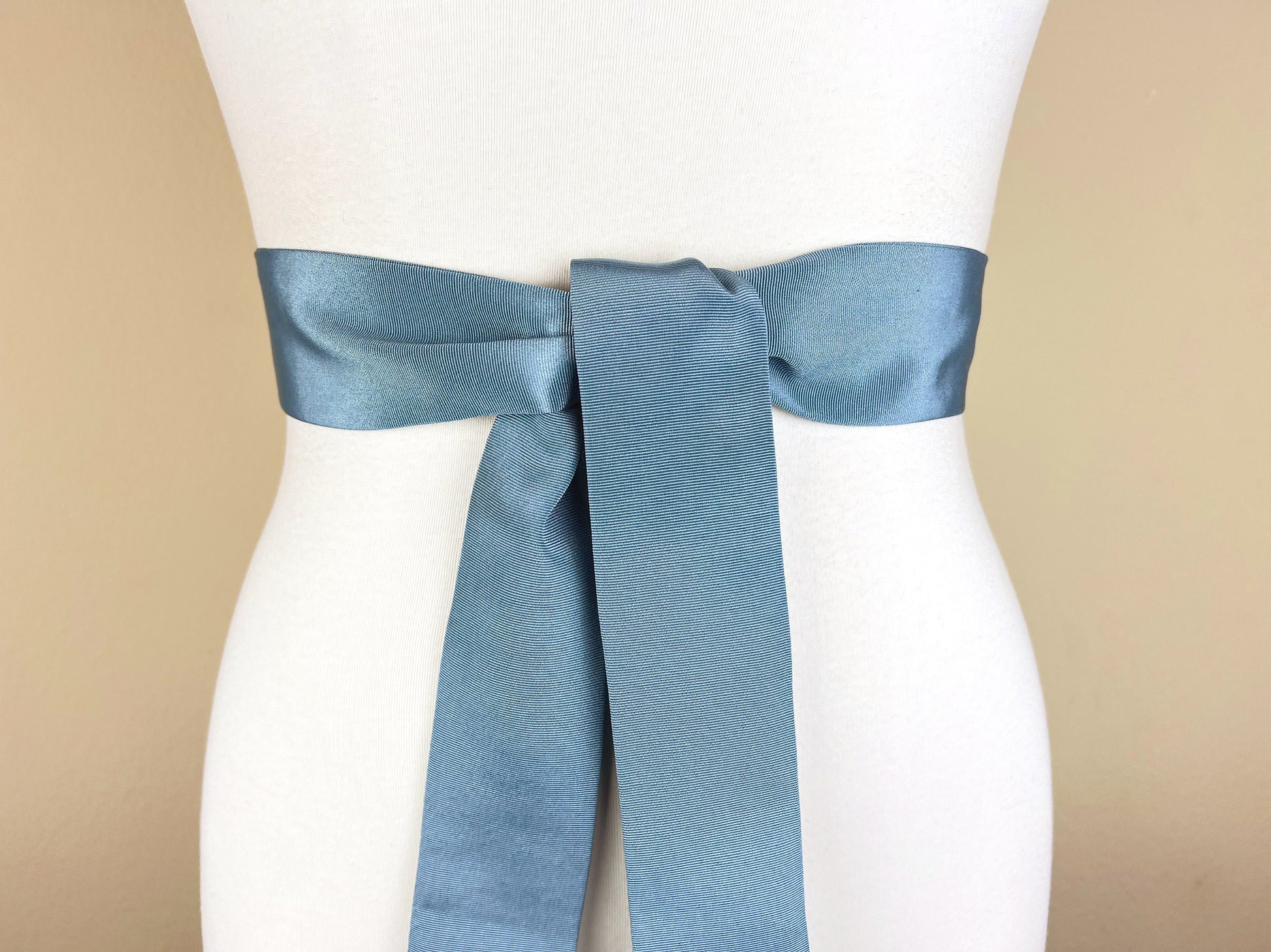 Narrow Smoke Blue Satin Sash, Ribbed Smoke Blue Sash Belt, Blue Gray Wedding Dress Sash, Bridal Sash, Gray Blue Satin Sash Belt, Satin Swank