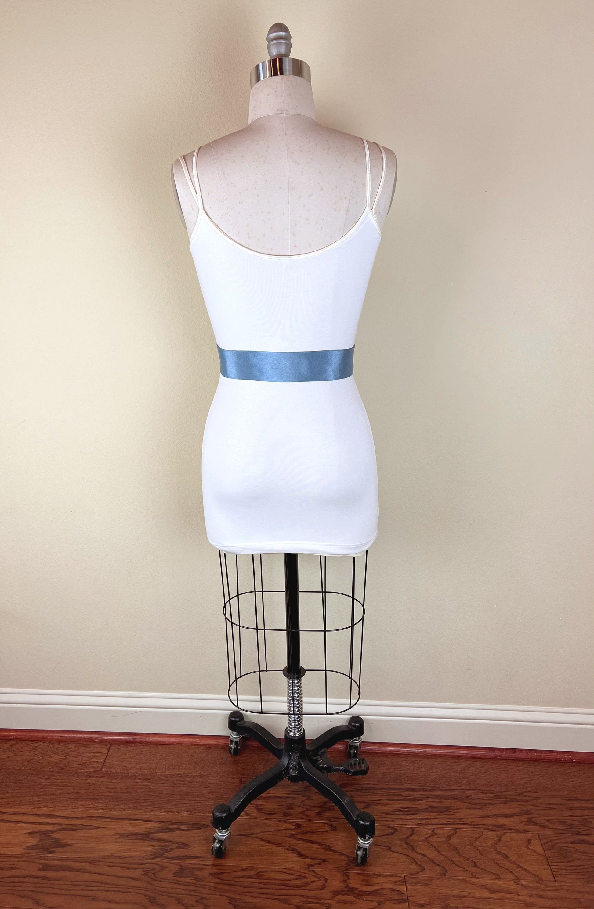 Narrow Smoke Blue Satin Sash, Ribbed Smoke Blue Sash Belt, Blue Gray Wedding Dress Sash, Bridal Sash, Gray Blue Satin Sash Belt, Satin Swank