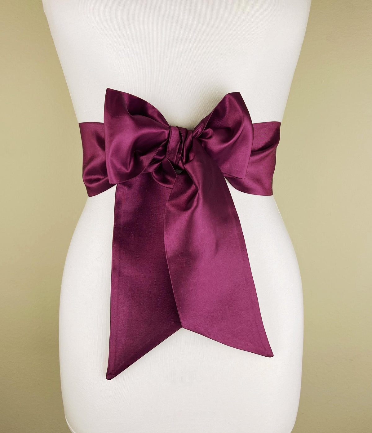 Crisp Taffeta Sash in Red Plum, Plumberry Taffeta Bow Belt, Bright Plum Dress Sash, Red Plum Taffeta Ball Gown Sash, Plum Berry Sash Belt